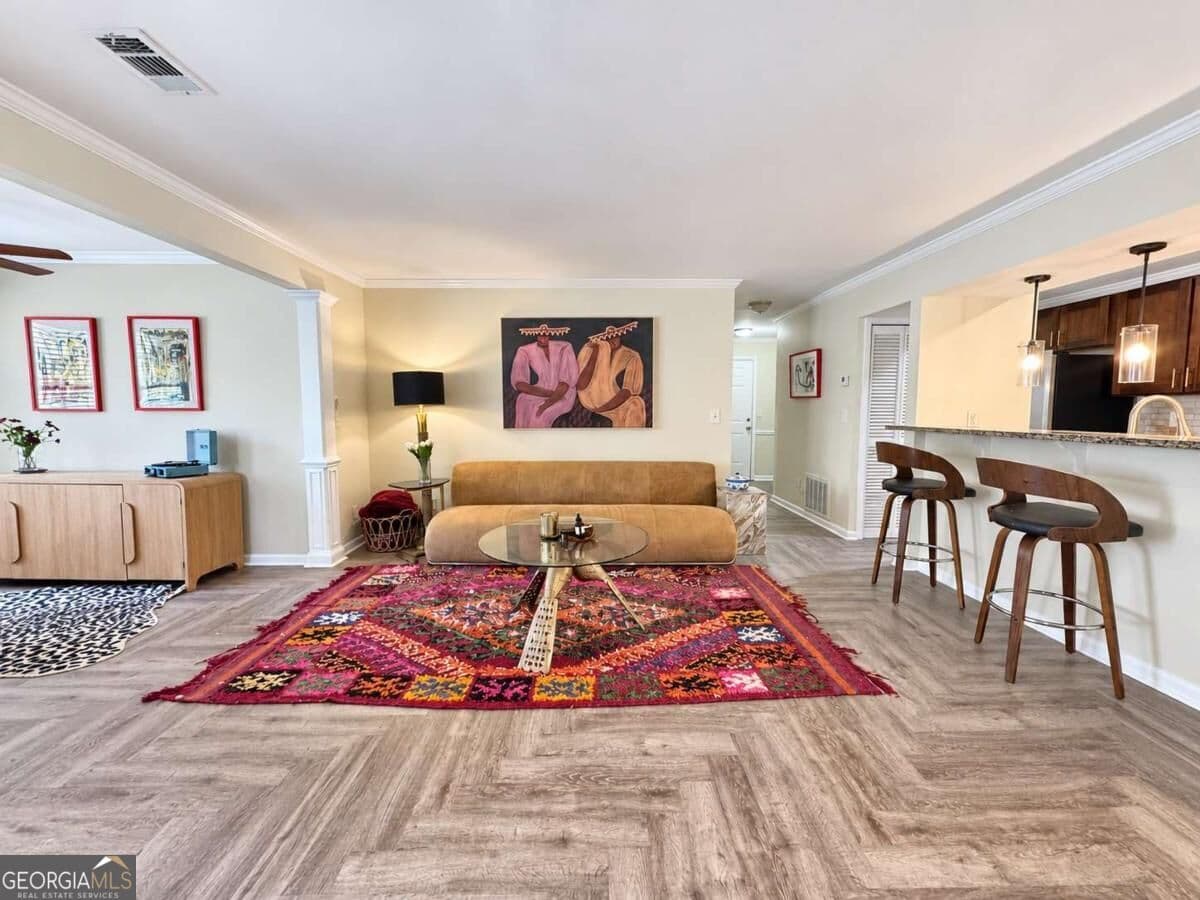 2 bedroom, 2 bathroom condominium for sale at 1538 Chantilly Drive 212, Atlanta, GA 30324 — photo 1 of 28