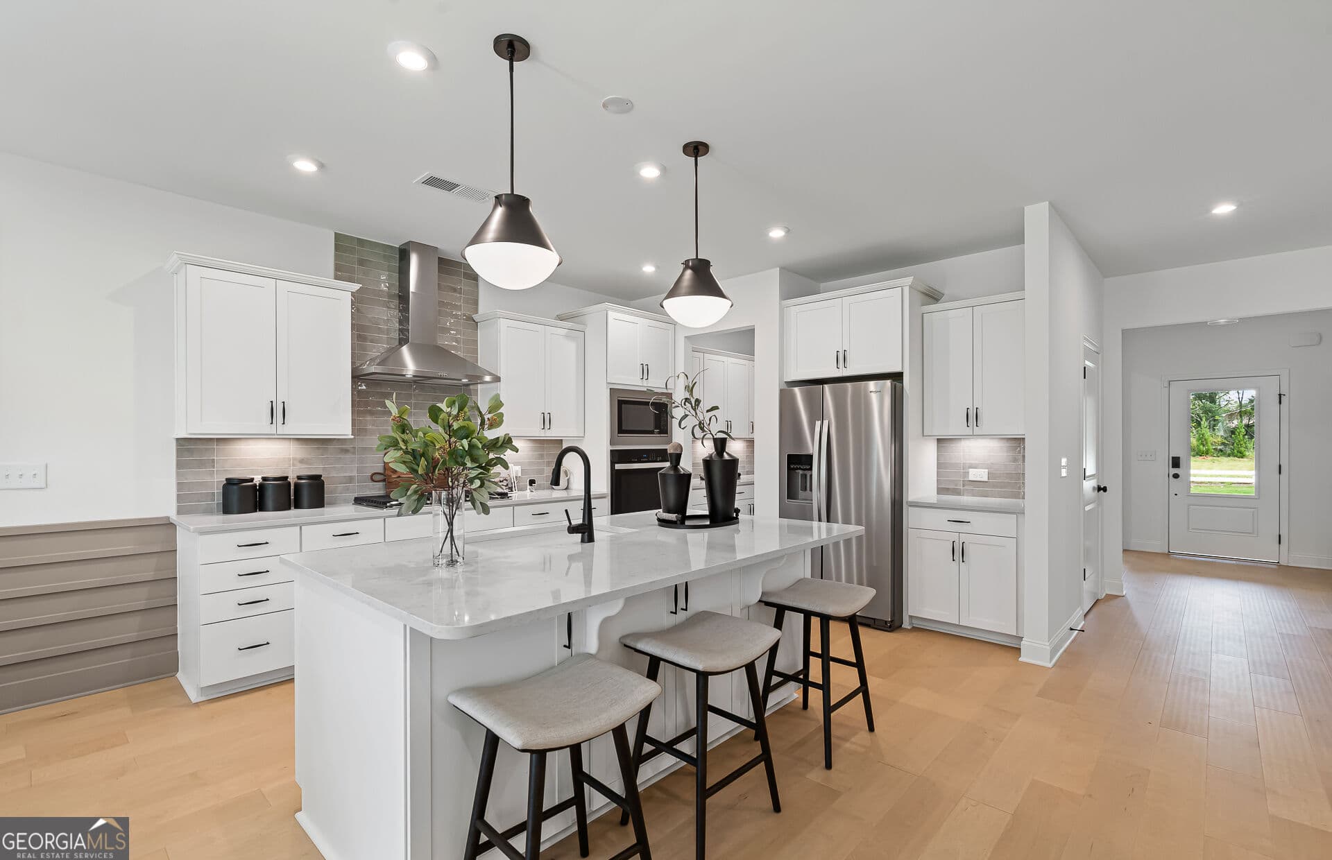4 bedroom, 2.5 bathroom, 2,869 sq ft single family residence for sale at 7294 Thistle Down Way, Flowery Branch, GA 30542 — photo 7