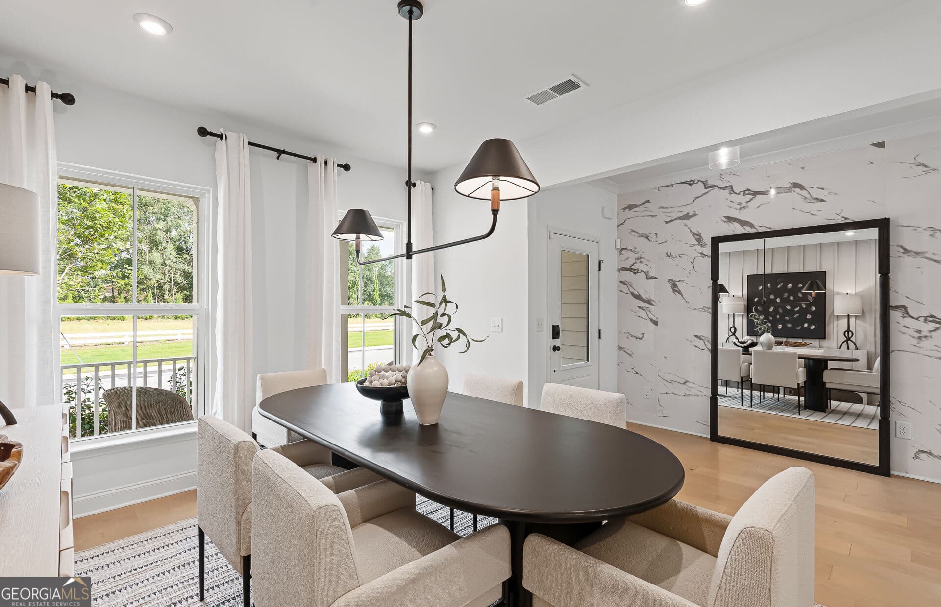 4 bedroom, 2.5 bathroom, 2,869 sq ft single family residence for sale at 7294 Thistle Down Way, Flowery Branch, GA 30542 — photo 4