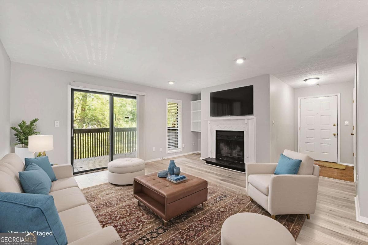 2 bedroom, 1 bathroom, 1,072 sq ft condominium for sale at 308 CUMBERLAND Court, Smyrna, GA 30080