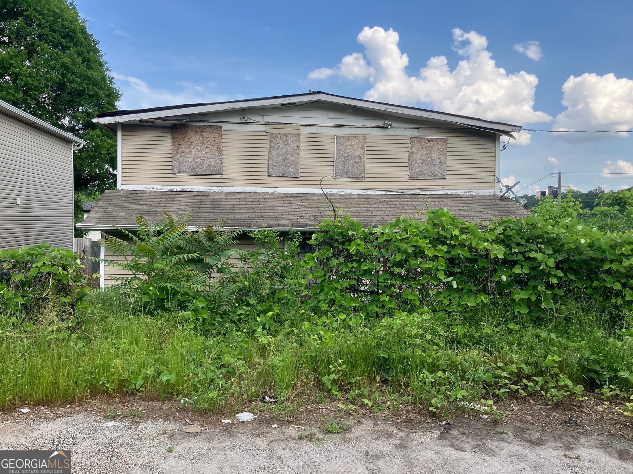 multi family,duplex sold at 1197 Hubbard Street, Atlanta, GA 30310