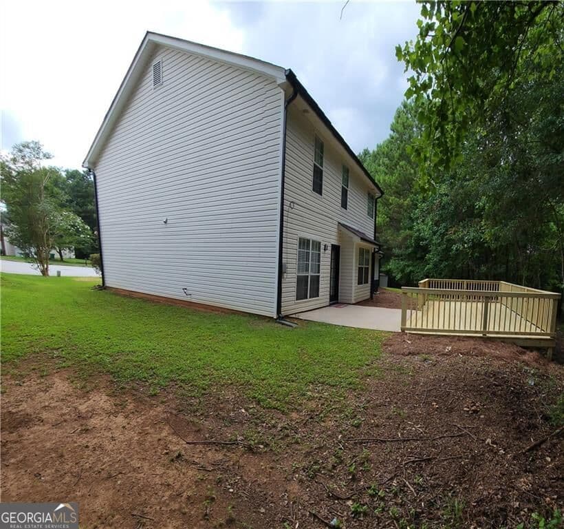 4 bedroom, 2.5 bathroom, 2,028 sq ft single family residence for sale at 3614 Summit Pines, Decatur, GA 30034 — photo 3