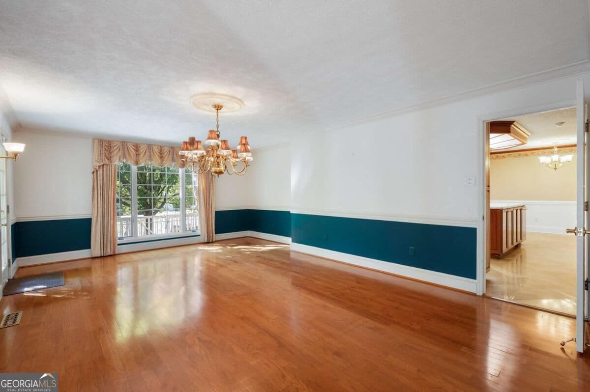4 bedroom, 4 bathroom, 5,814 sq ft single family residence for sale at 135 Windsor Drive, Calhoun, GA 30701 — photo 10