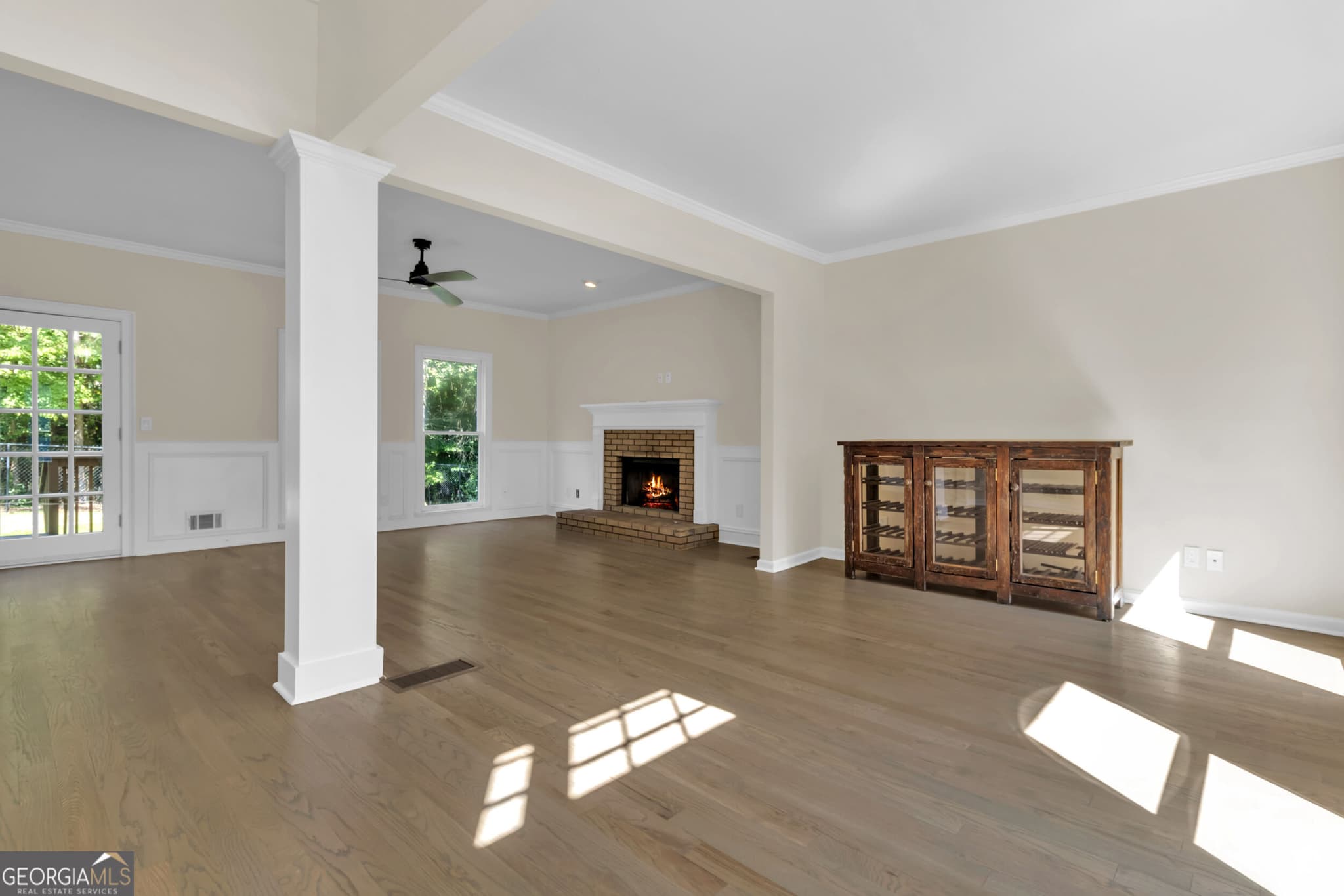 4 bedroom, 3.5 bathroom, 3,737 sq ft single family residence for sale at 3601 NE Hampstead Lane, Roswell, GA 30075 — photo 4