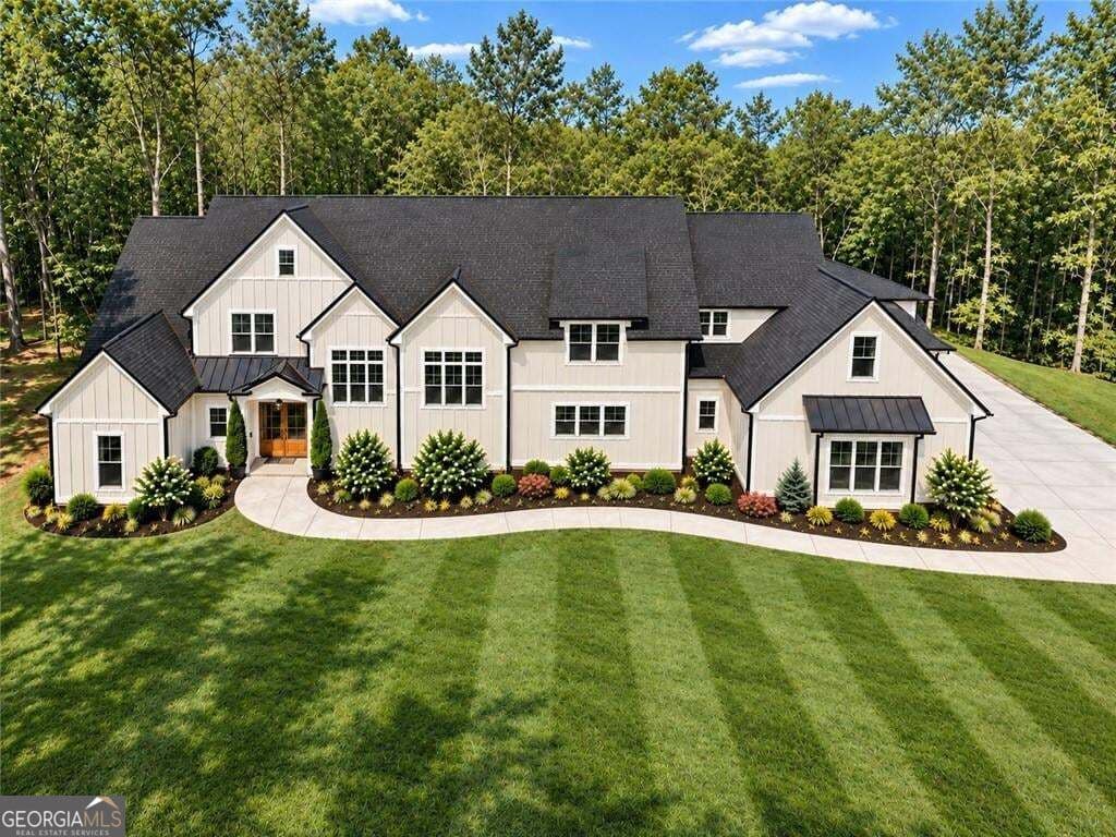 5 bedroom, 4.5 bathroom, 3,837 sq ft single family residence for sale at 5567 Tyree Road, Winston, GA 30187 — photo 2