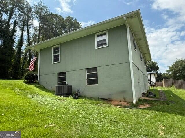2 bedroom, 1 bathroom, 884 sq ft single family residence for sale at 175 Northridge Road, Ball Ground, GA 30107 — photo 6