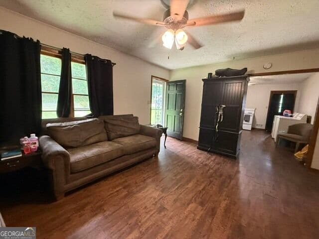 2 bedroom, 1 bathroom, 884 sq ft single family residence for sale at 175 Northridge Road, Ball Ground, GA 30107 — photo 7