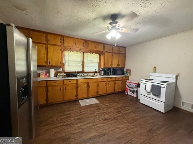 2 bedroom, 1 bathroom, 884 sq ft single family residence for sale at 175 Northridge Road, Ball Ground, GA 30107 — photo 8