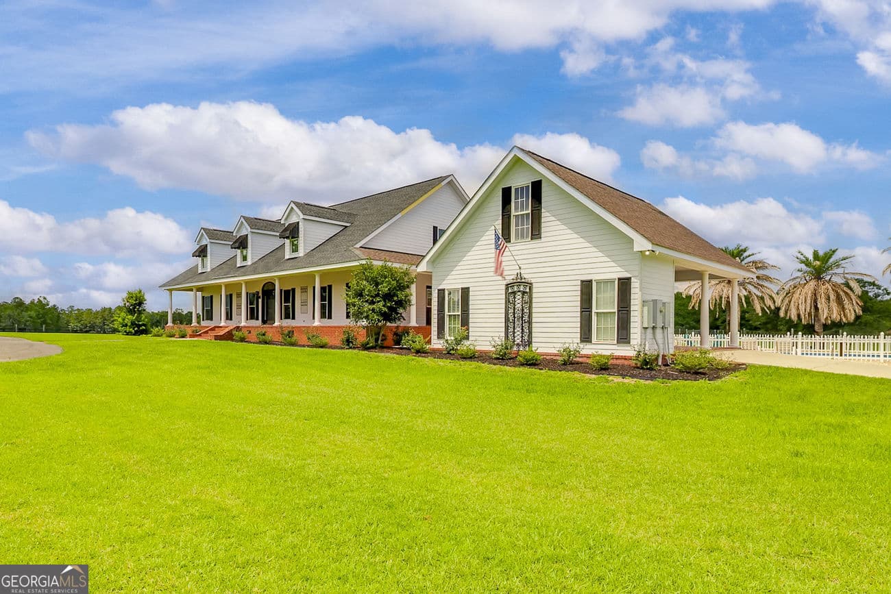 5 bedroom, 4.5 bathroom, 3,727 sq ft farm for sale at 25492 Ga Highway 129, Claxton, GA 30417 — photo 5