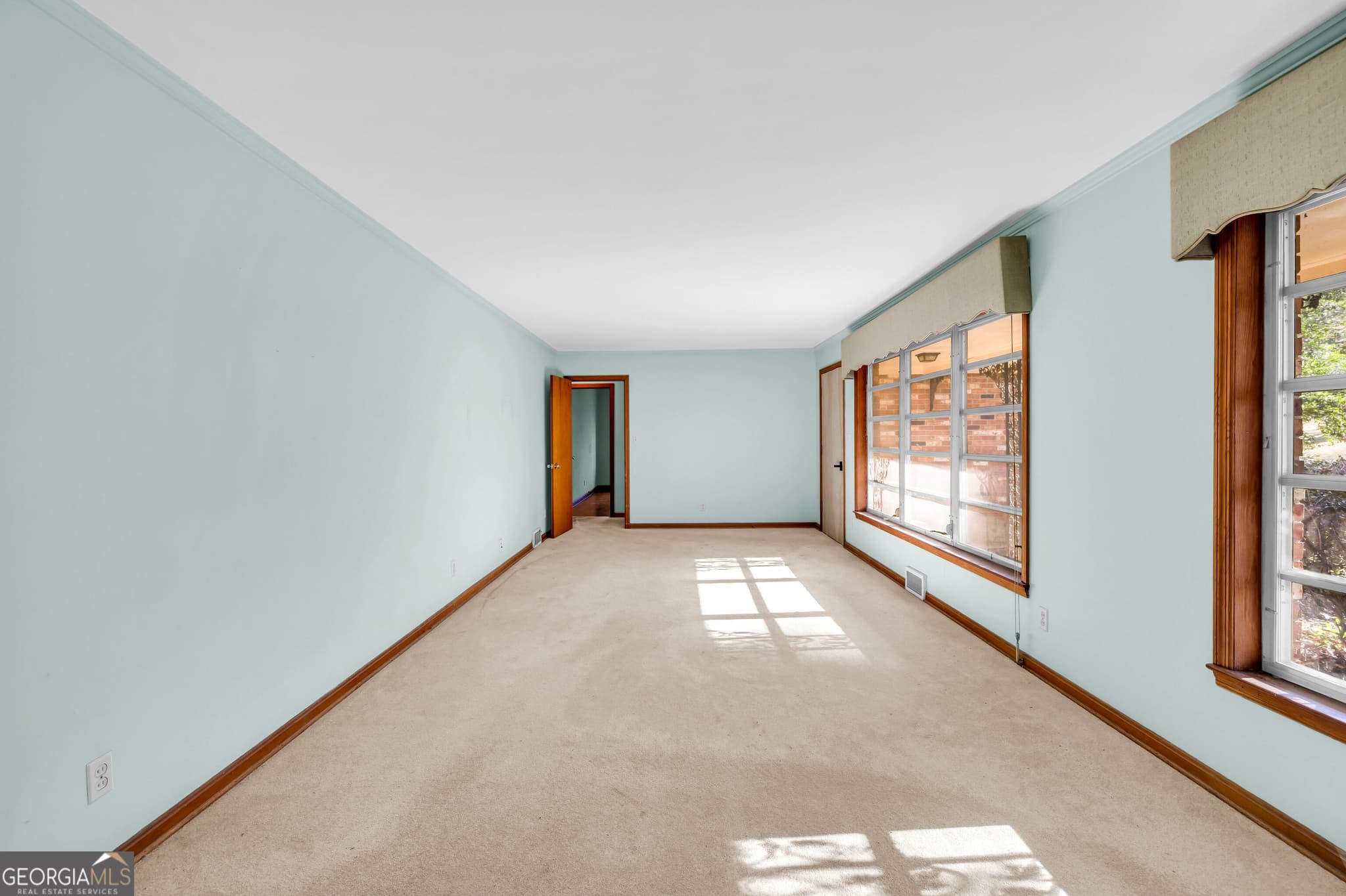 3 bedroom, 2 bathroom, 1,574 sq ft single family residence for sale at 2425 Melinda Court, Atlanta, GA 30345 — photo 4