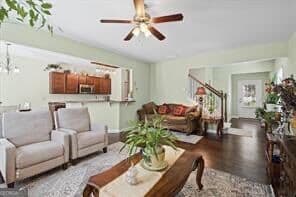 3 bedroom, 2.5 bathroom, 1,874 sq ft townhouse for sale at 1323 Brookmere Way, Cumming, GA 30040 — photo 8