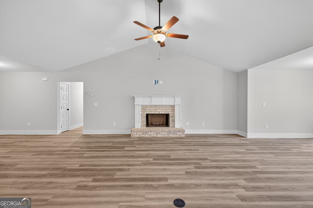 4 bedroom, 2.5 bathroom, 2,250 sq ft single family residence for sale at 21 Brockton Way 1, Winder, GA 30680 — photo 6