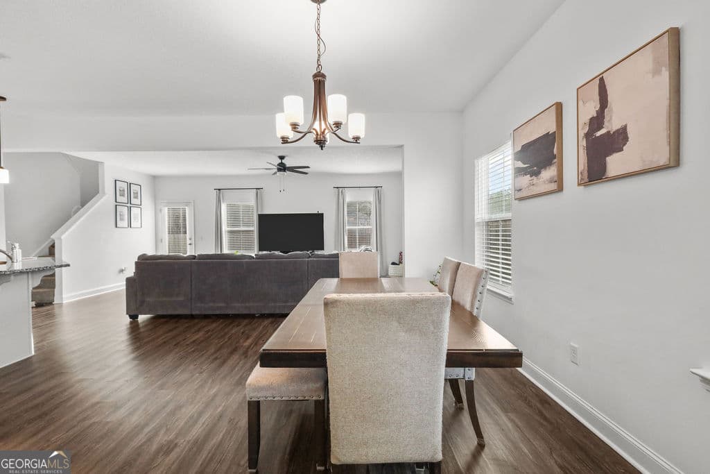 4 bedroom, 2.5 bathroom, 2,264 sq ft single family residence for sale at 871 Grayson Avenue, Hinesville, GA 31313 — photo 6