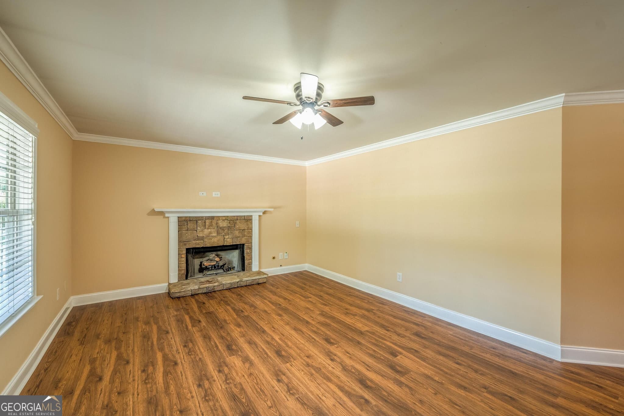 3 bedroom, 2.5 bathroom, 1,800 sq ft single family residence for sale at 5629 Bald Ridge Trail, Gainesville, GA 30506 — photo 4
