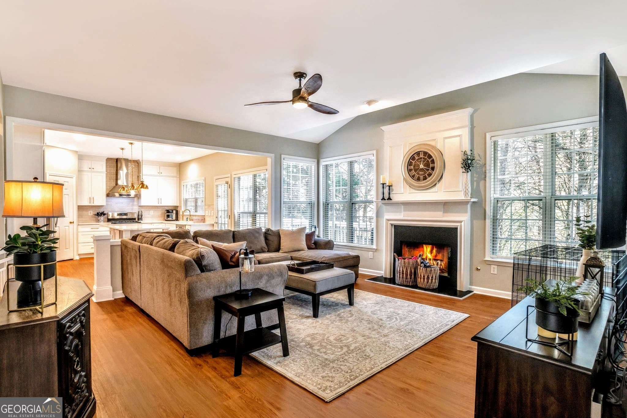 5 bedroom, 3.5 bathroom, 3,000 sq ft single family residence for rent at 4306 Sugar Maple Chse, Acworth, GA 30101 for $6,400 a month — photo 2