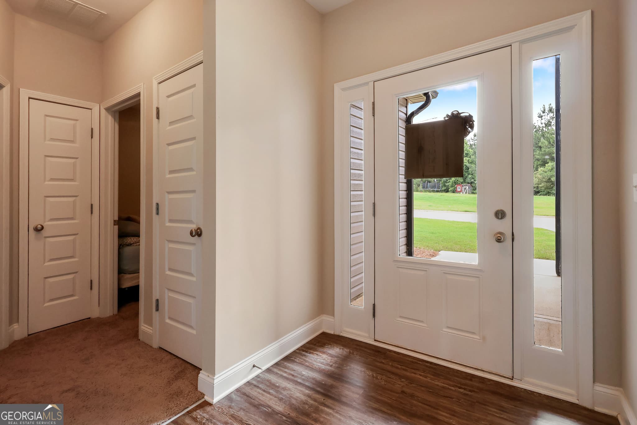 4 bedroom, 2 bathroom, 1,598 sq ft single family residence for sale at 1208 Hembree Way, Griffin, GA 30223 — photo 2