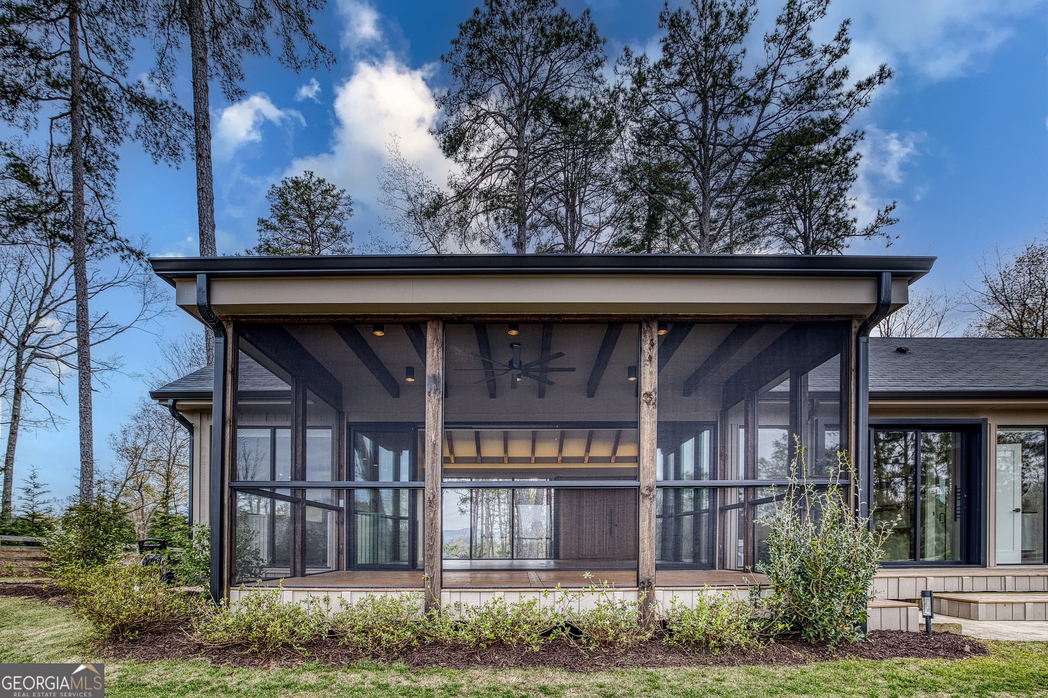 3 bedroom, 4 bathroom, 2,891 sq ft single family residence under contract at 133 Oasis Ridge Road, Lakemont, GA 30552 — photo 6