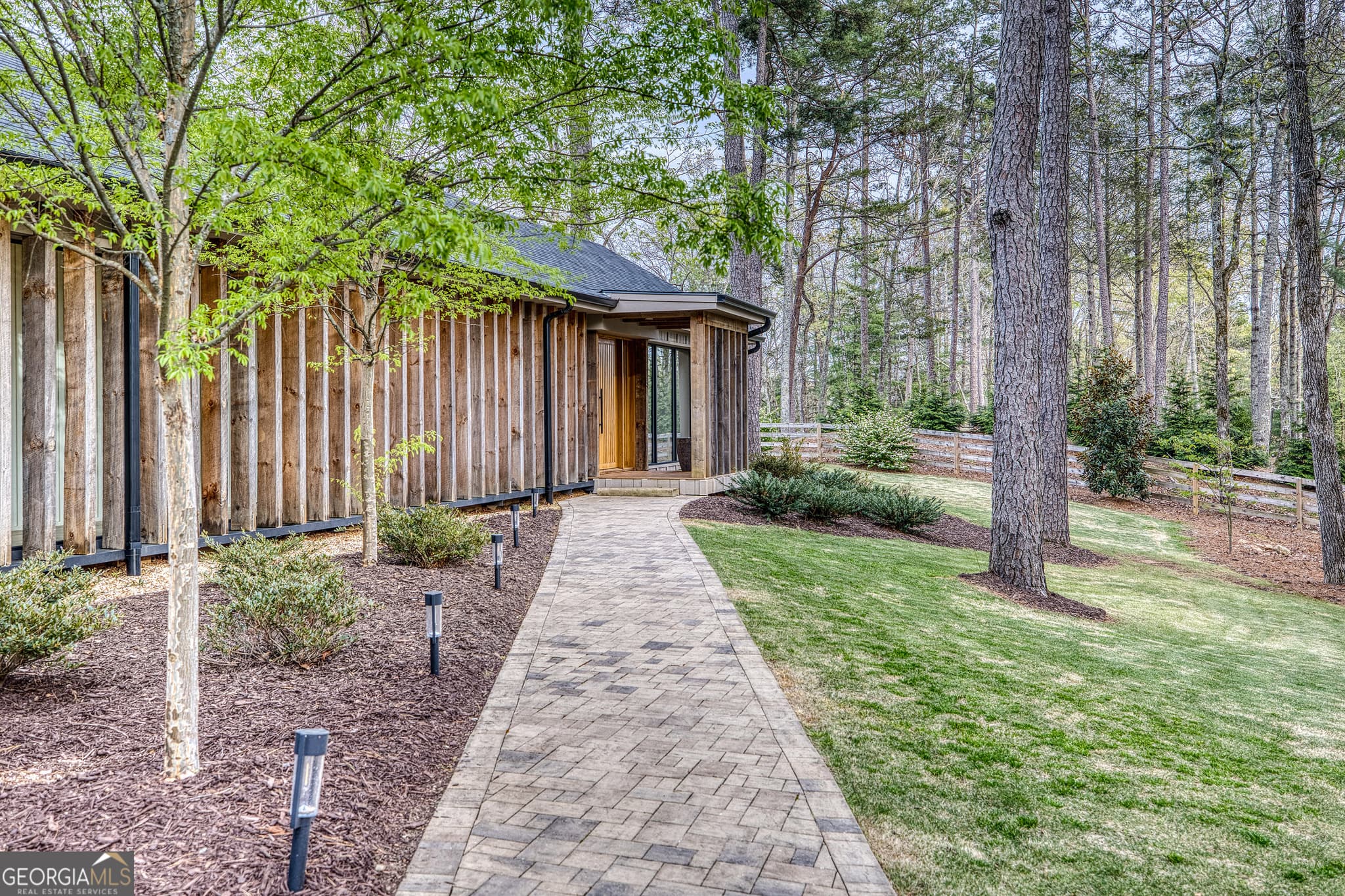 3 bedroom, 4 bathroom, 2,891 sq ft single family residence under contract at 133 Oasis Ridge Road, Lakemont, GA 30552 — photo 9