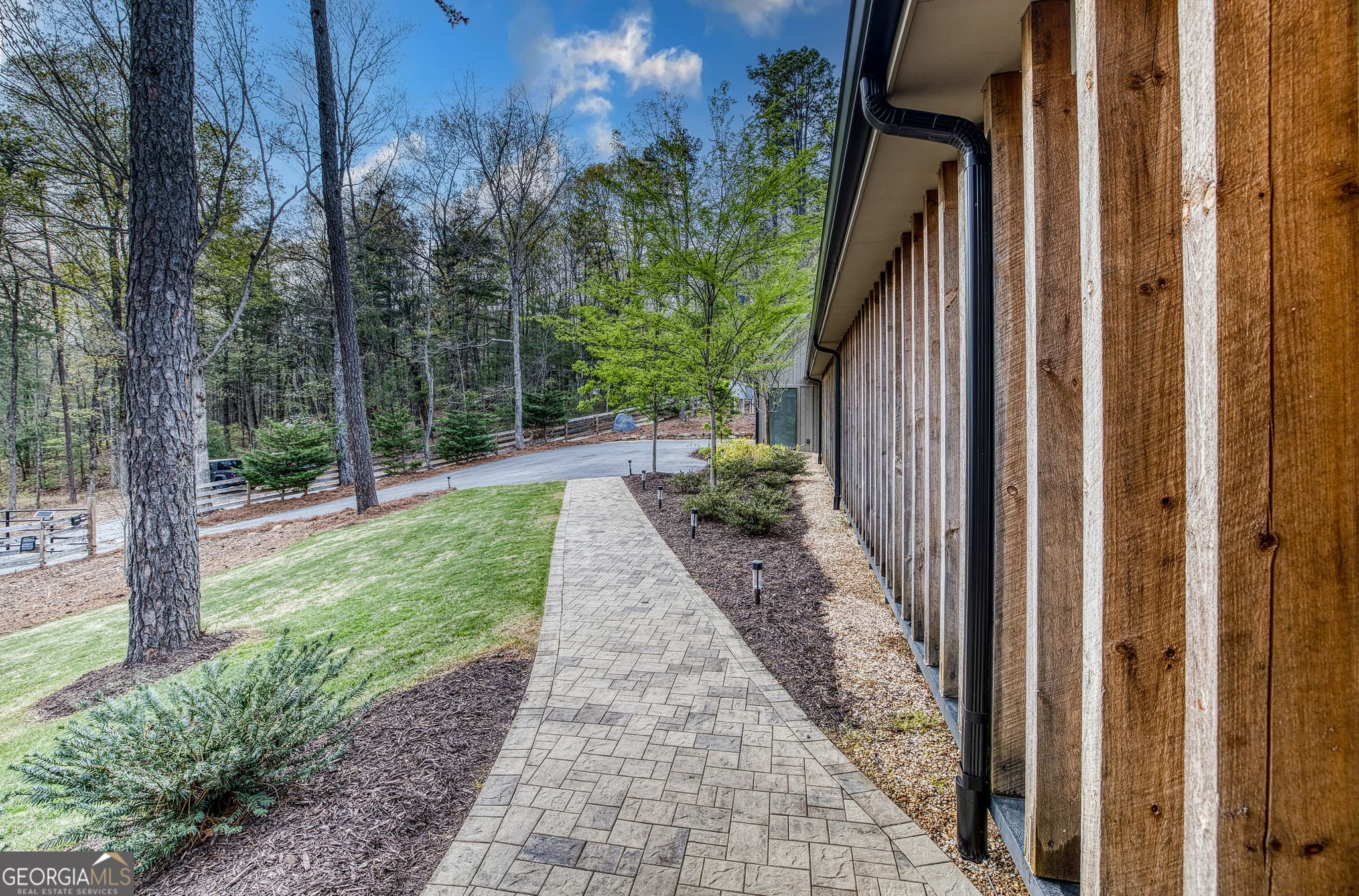 3 bedroom, 4 bathroom, 2,891 sq ft single family residence under contract at 133 Oasis Ridge Road, Lakemont, GA 30552 — photo 10