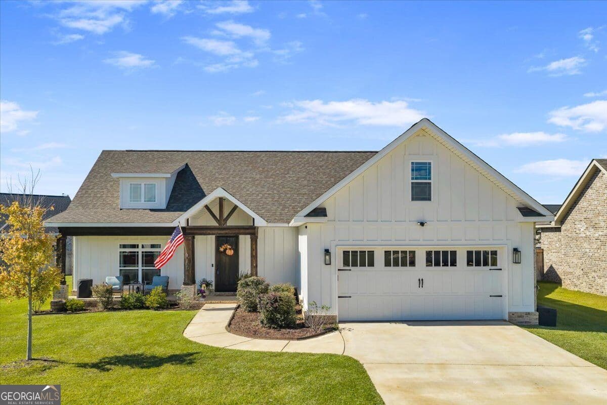 4 bedroom, 2 bathroom, 1,940 sq ft single family residence for sale at 105 Rolling Meadow Way, Kathleen, GA 31047