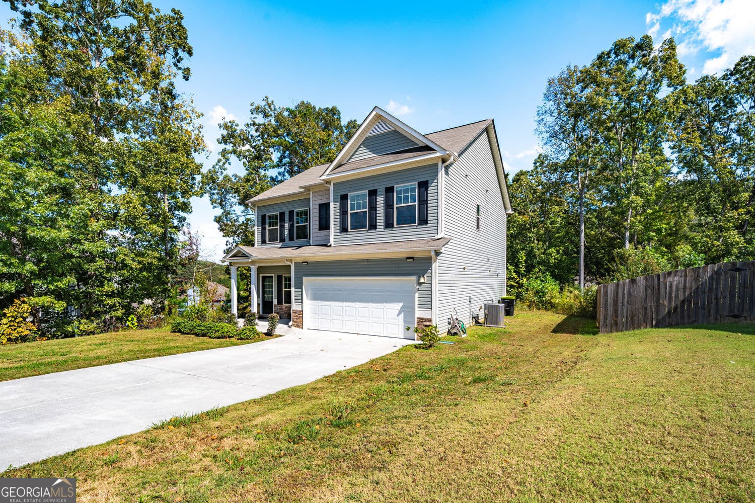 4 bedroom, 2.5 bathroom, 2,344 sq ft single family residence for sale at 503 Riverbirch Court, Rockmart, GA 30153 — photo 2
