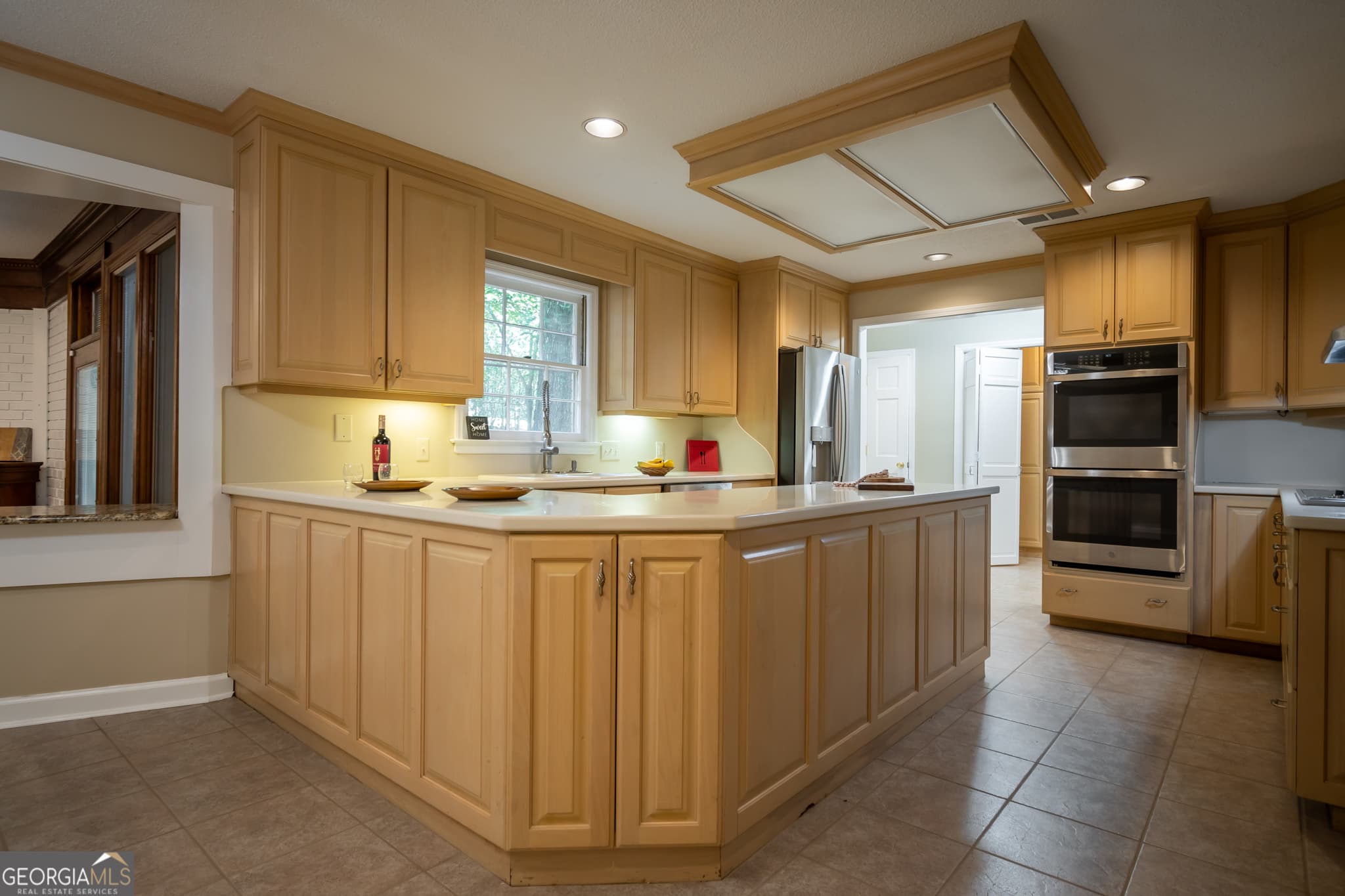 5 bedroom, 3.5 bathroom, 4,471 sq ft single family residence for sale at 139 Lake Forest Drive, Athens, GA 30607 — photo 3