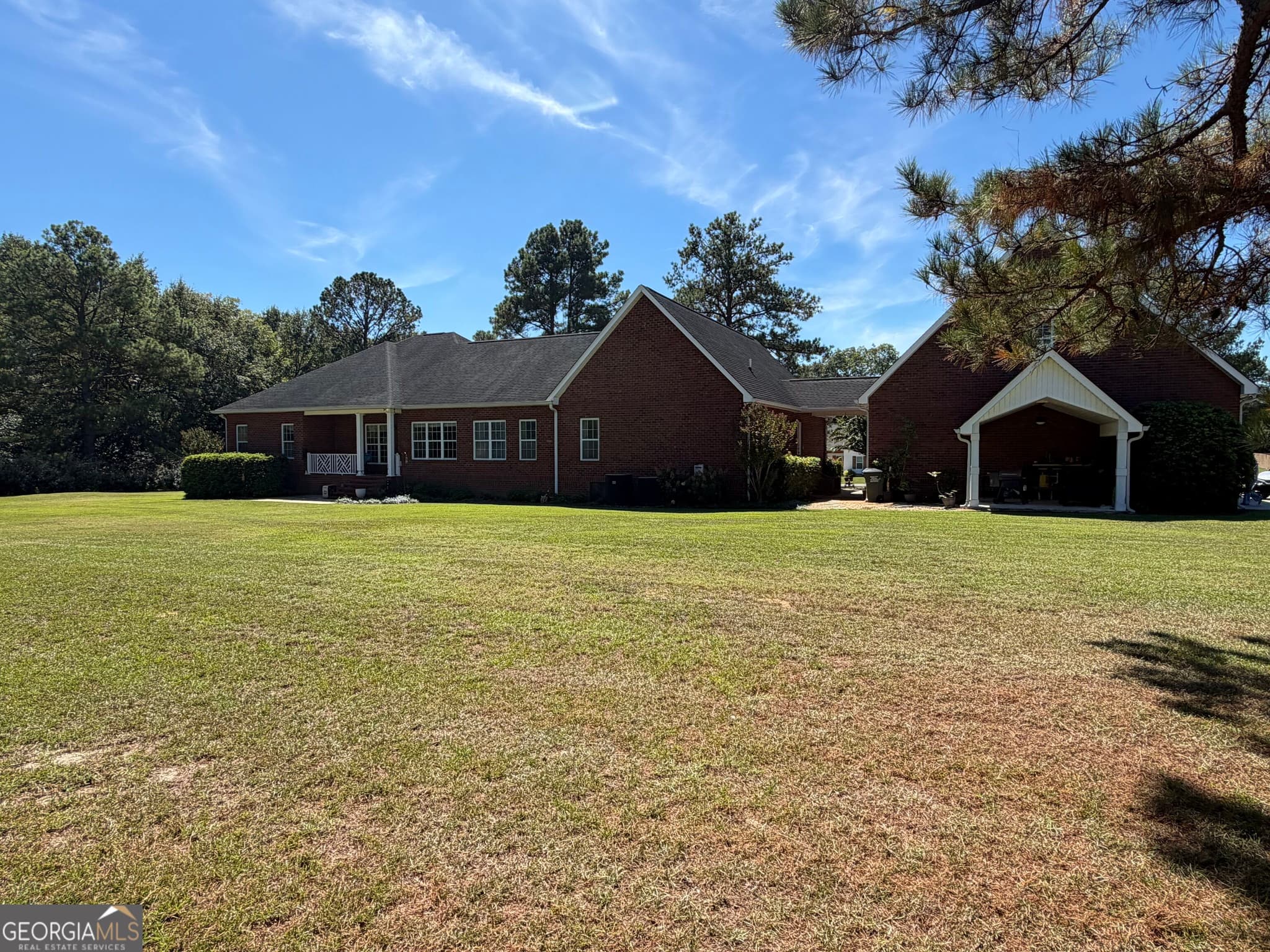 6 bedroom, 4.5 bathroom, 3,815 sq ft single family residence for sale at 231 Broad Meadows Road, Dublin, GA 31021 — photo 10