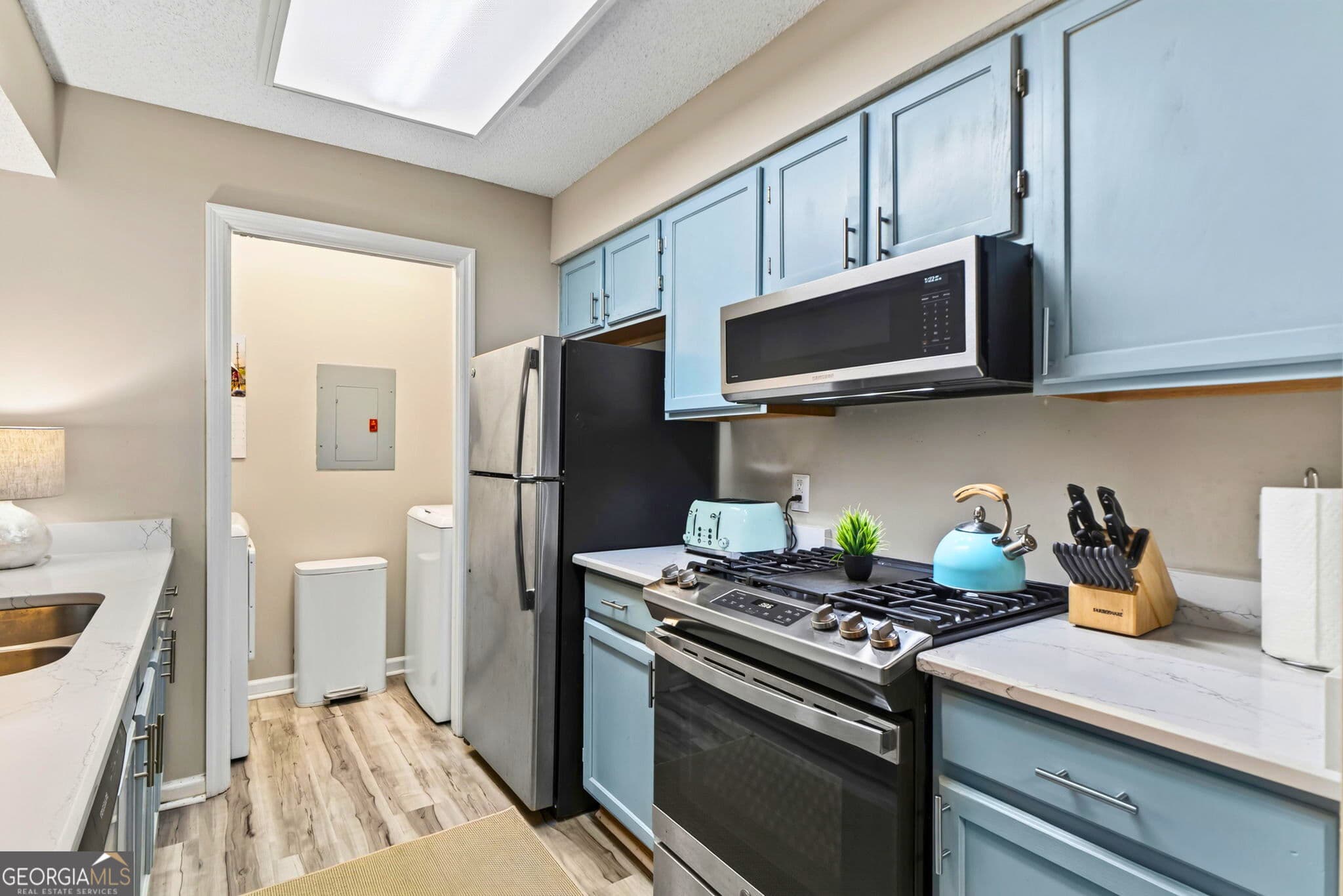 2 bedroom, 2 bathroom, 1,292 sq ft condominium for sale at 825 Ridgefield Drive, Peachtree City, GA 30269 — photo 7