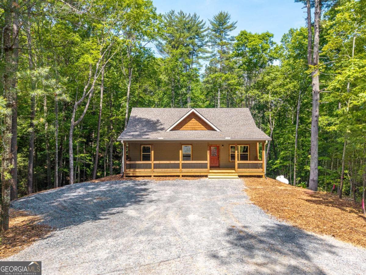 3 bedroom, 2 bathroom, 1,200 sq ft cabin,single family residence sold at 121 Orbit Lane, Ellijay, GA 30540