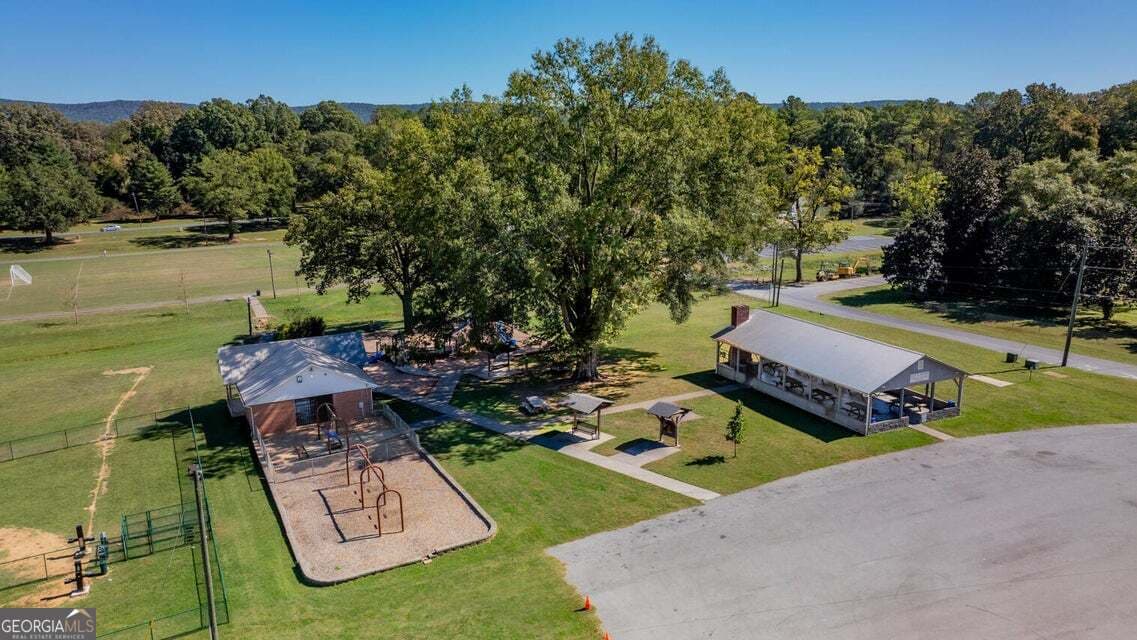 3 bedroom, 2 bathroom, 1,992 sq ft single family residence for sale at 69 Myers Avenue, Trion, GA 30753 — photo 7