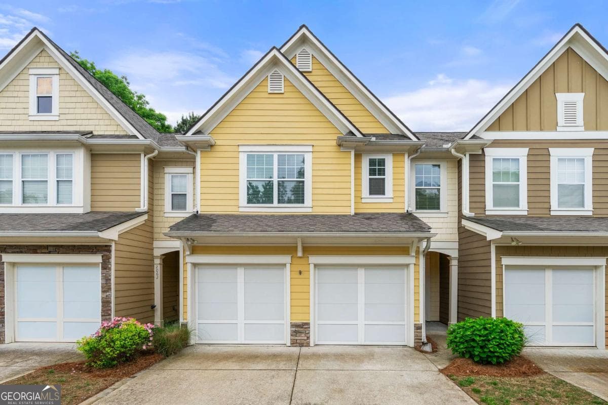 3 bedroom, 2.5 bathroom, 1,981 sq ft townhouse sold at 2060 Ellison Way 11, Kennesaw, GA 30152