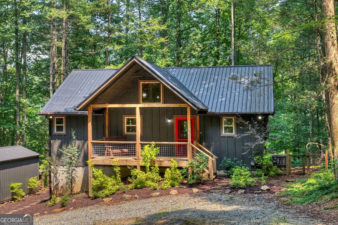 3 bedroom, 3 bathroom, 2,080 sq ft cabin,single family residence for sale at 203 Buck Creek Trail, Epworth, GA 30541