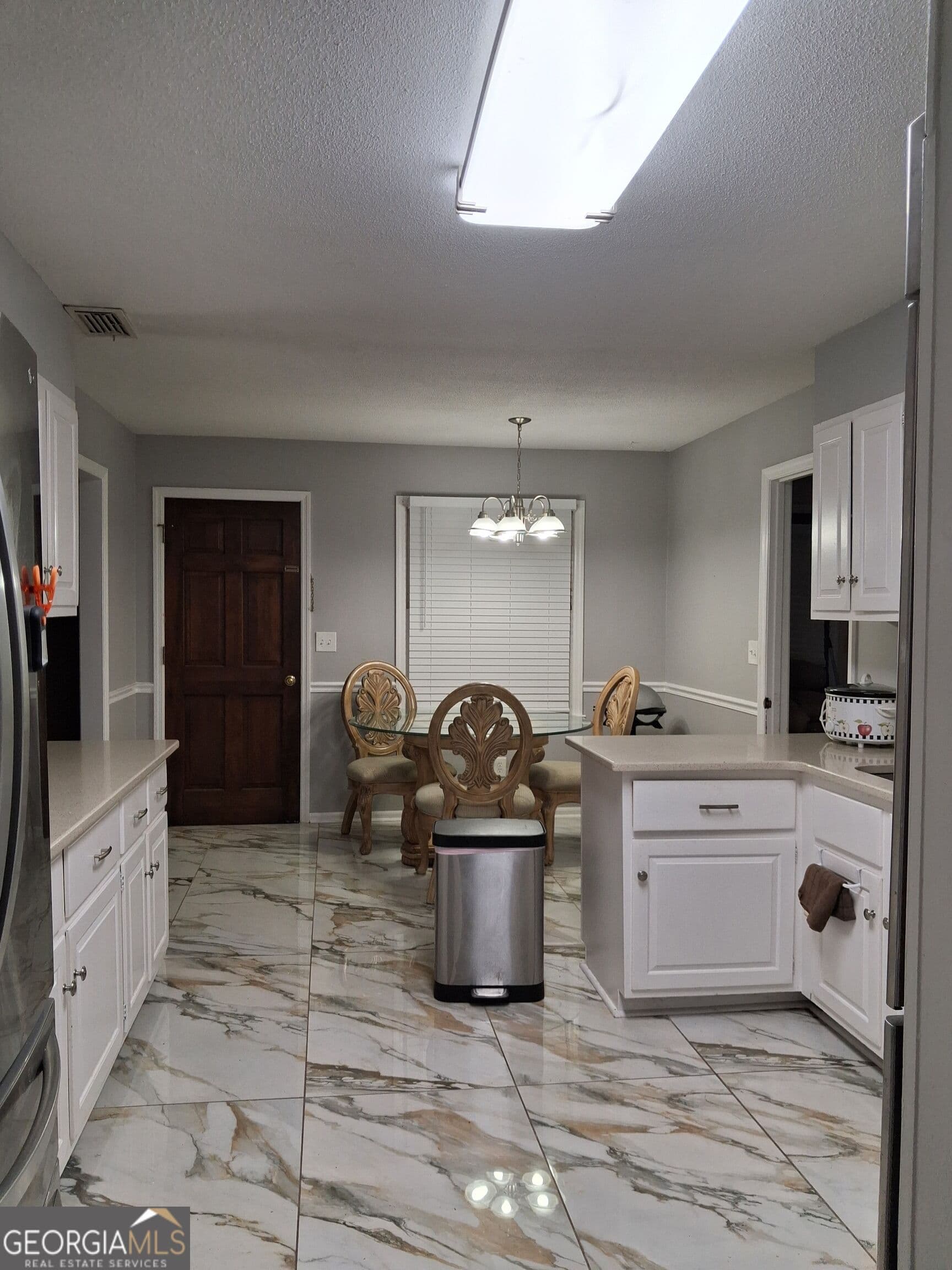 4 bedroom, 3.5 bathroom, 4,456 sq ft single family residence for sale at 2589 King Circle, Conyers, GA 30013 — photo 9