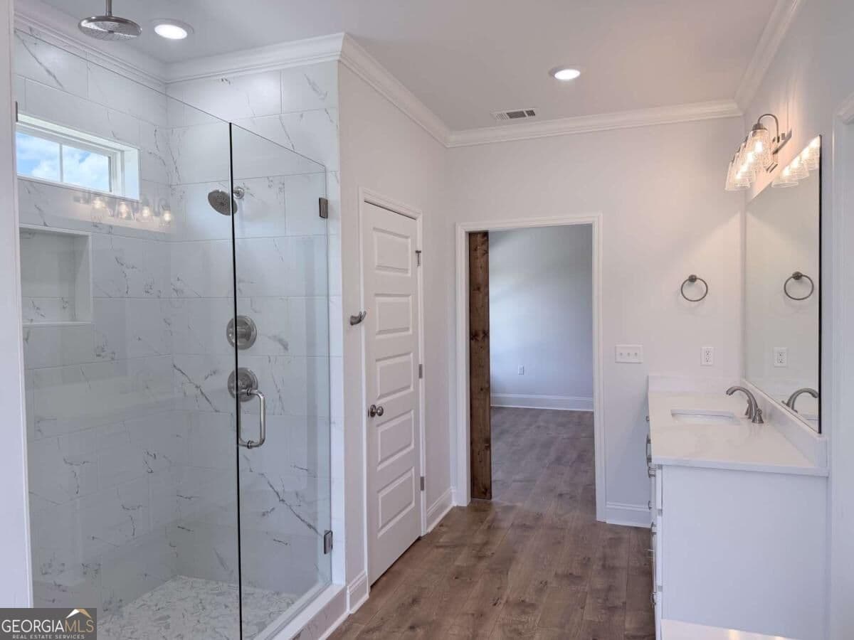 4 bedroom, 2 bathroom, 1,780 sq ft single family residence for sale at 402 Bailey Circle, Thomasville, GA 31757 — photo 7