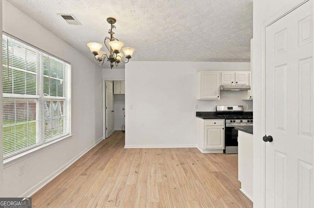 4 bedroom, 2.5 bathroom, 2,108 sq ft single family residence for sale at 13 Equestrian Way, Cartersville, GA 30121 — photo 7