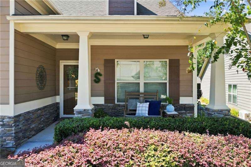 3 bedroom, 3 bathroom, 1,679 sq ft single family residence for sale at 216 Hawthorne Ridge Circle, Dallas, GA 30132 — photo 2