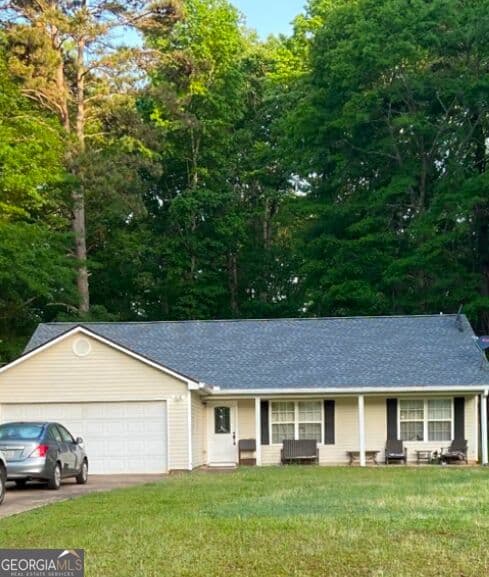 3 bedroom, 2 bathroom, 1,460 sq ft single family residence for sale at 126 Caroline Court, Gay, GA 30218