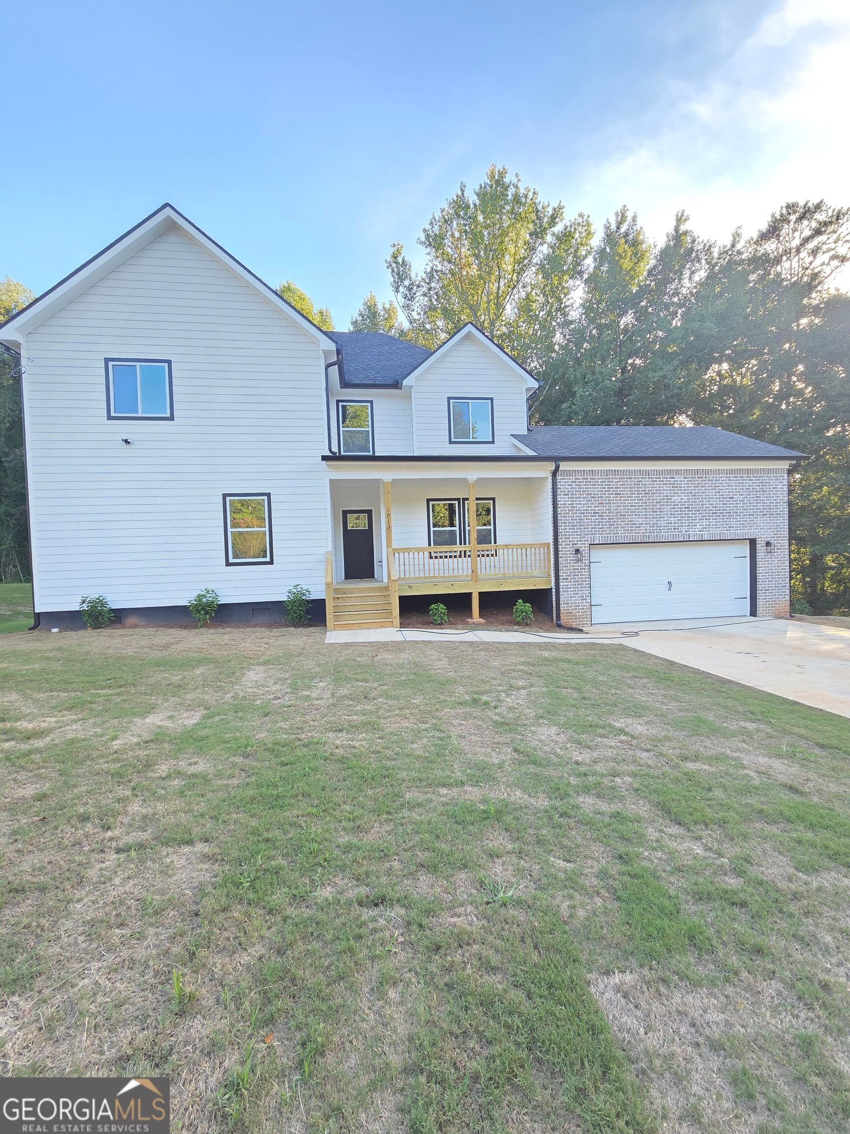 4 bedroom, 4.5 bathroom, 2,705 sq ft single family residence for sale at 1013 SOUTH GORDON Road, Austell, GA 30168 — photo 3
