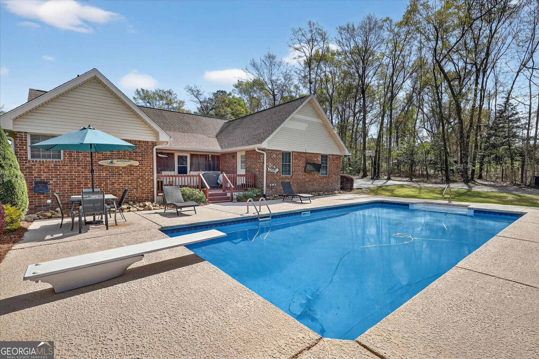 4 bedroom, 3 bathroom, 2,338 sq ft single family residence for sale at 241 Waters Station Road, Sylvania, GA 30467 — photo 3