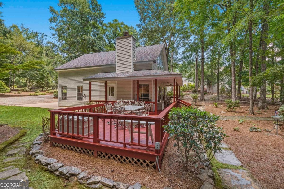 3 bedroom, 2 bathroom, 1,417 sq ft single family residence for sale at 198 Winding River Road, Eatonton, GA 31024 — photo 9