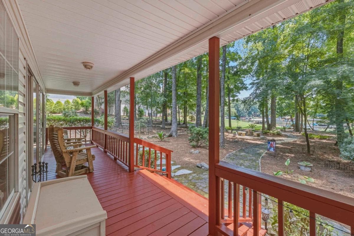 3 bedroom, 2 bathroom, 1,417 sq ft single family residence for sale at 198 Winding River Road, Eatonton, GA 31024 — photo 10