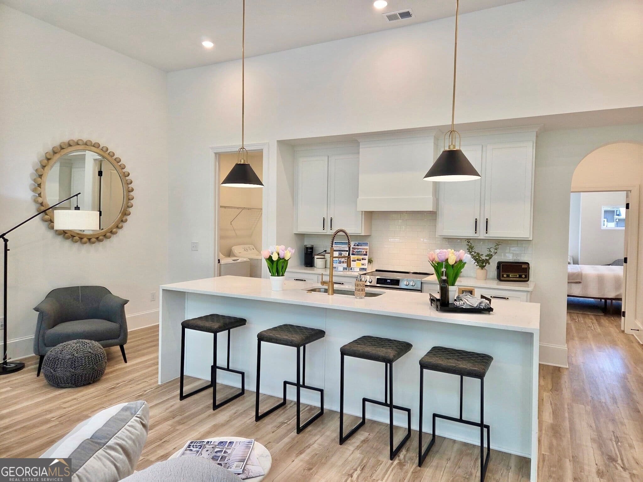 3 bedroom, 2.5 bathroom townhouse for sale at 116 Waterview Court, Waleska, GA 30183 — photo 3