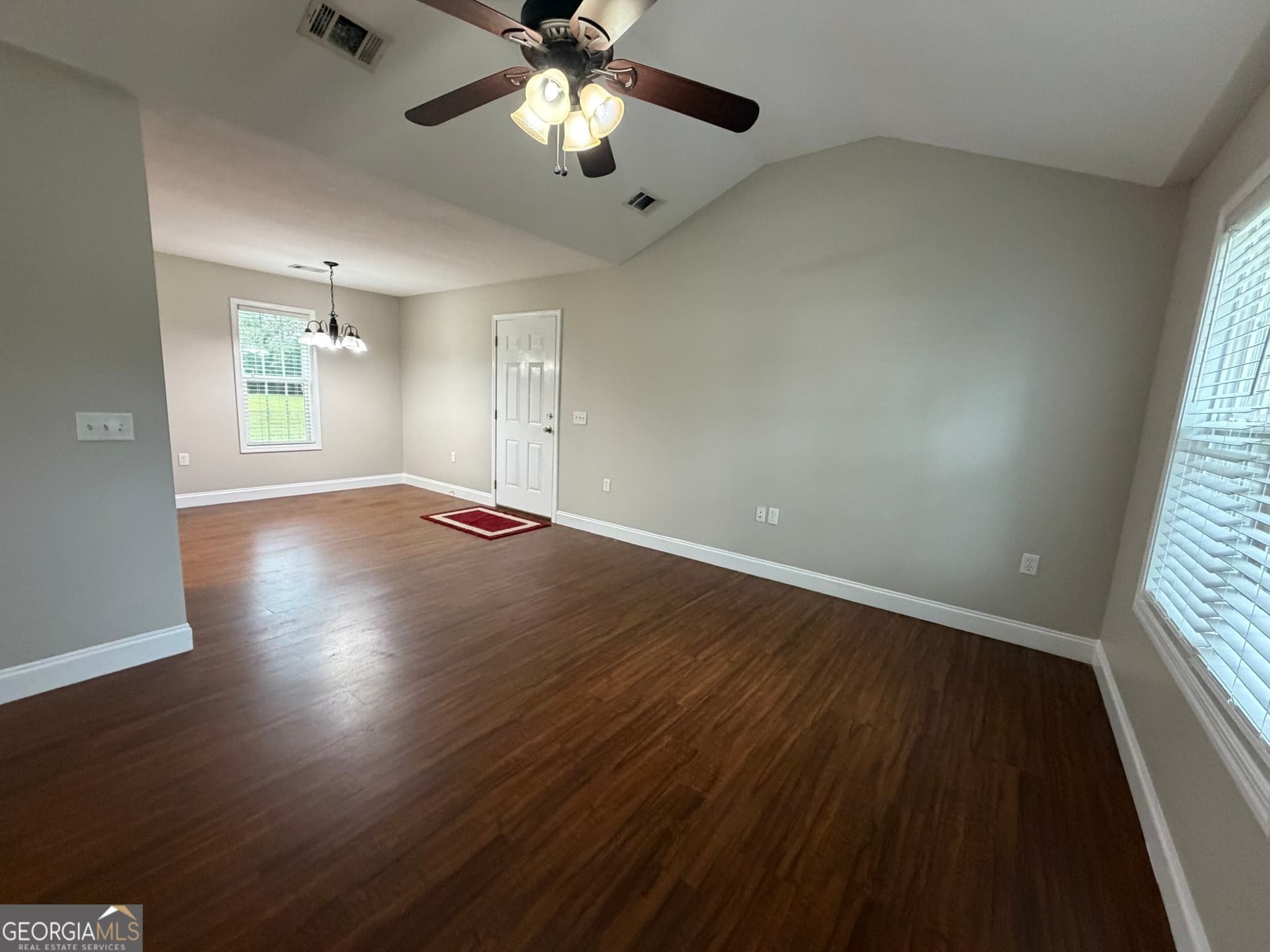3 bedroom, 2 bathroom, 1,104 sq ft single family residence for sale at 1405 S Cheney, Vidalia, GA 30474 — photo 6