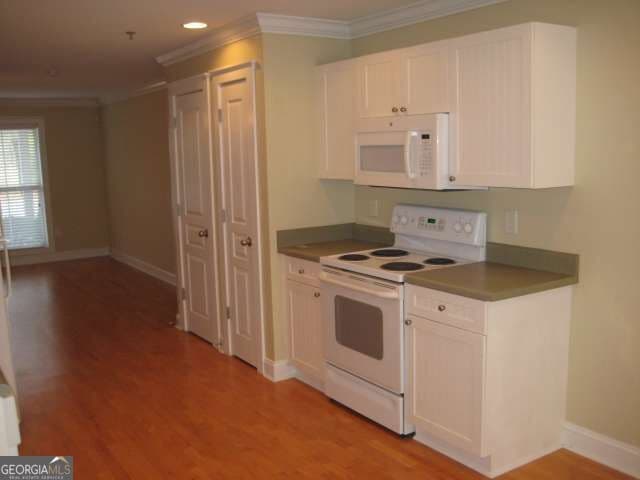 3 bedroom, 3 bathroom, 1,406 sq ft condominium for sale at 1035 Barnett Shoals Road 912, Athens, GA 30605 — photo 4