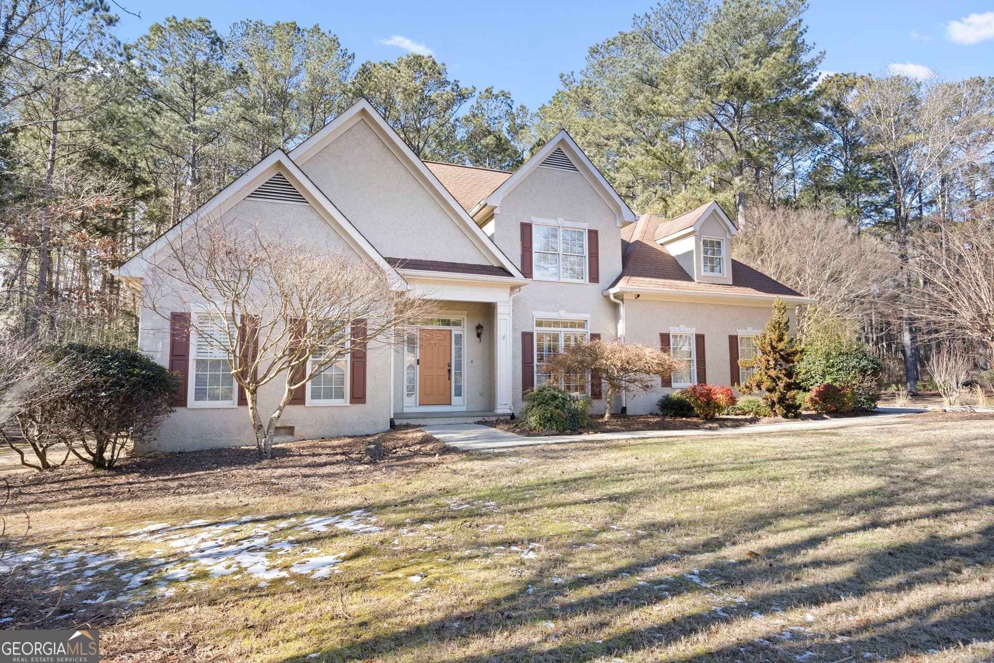 4 bedroom, 2.5 bathroom, 2,494 sq ft single family residence for sale at 165 Redspire Lane, Fayetteville, GA 30215 — photo 2