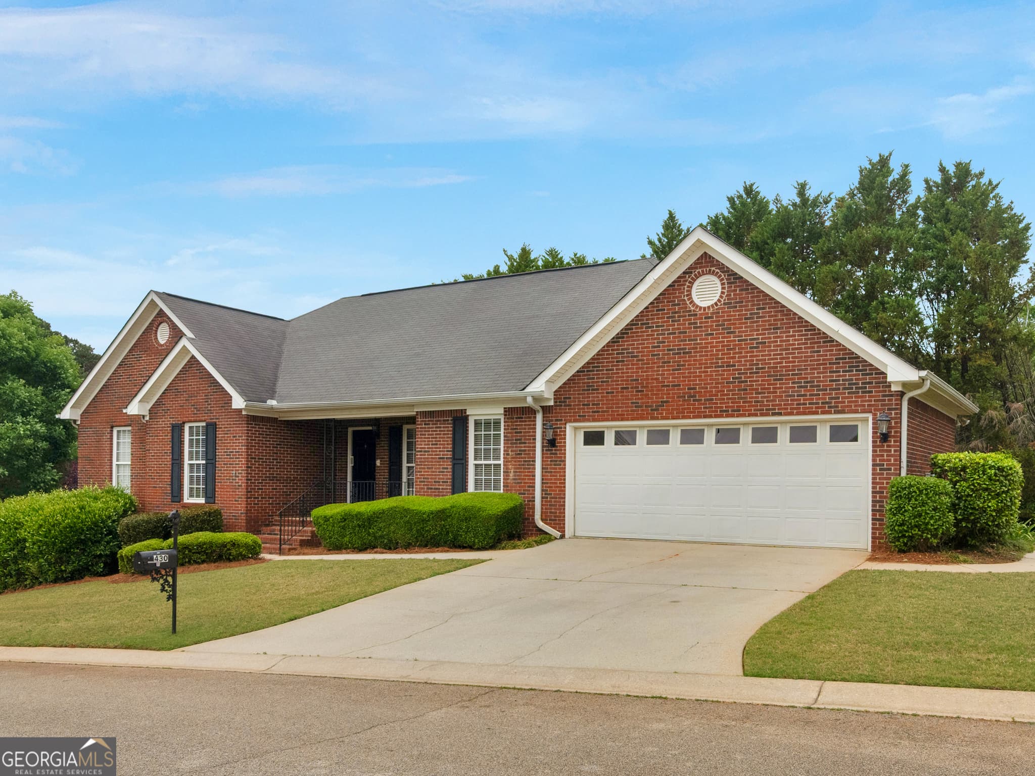 3 bedroom, 2 bathroom, 1,740 sq ft single family residence for sale at 430 Oakpark Terrace, Mcdonough, GA 30253 — photo 1 of 39