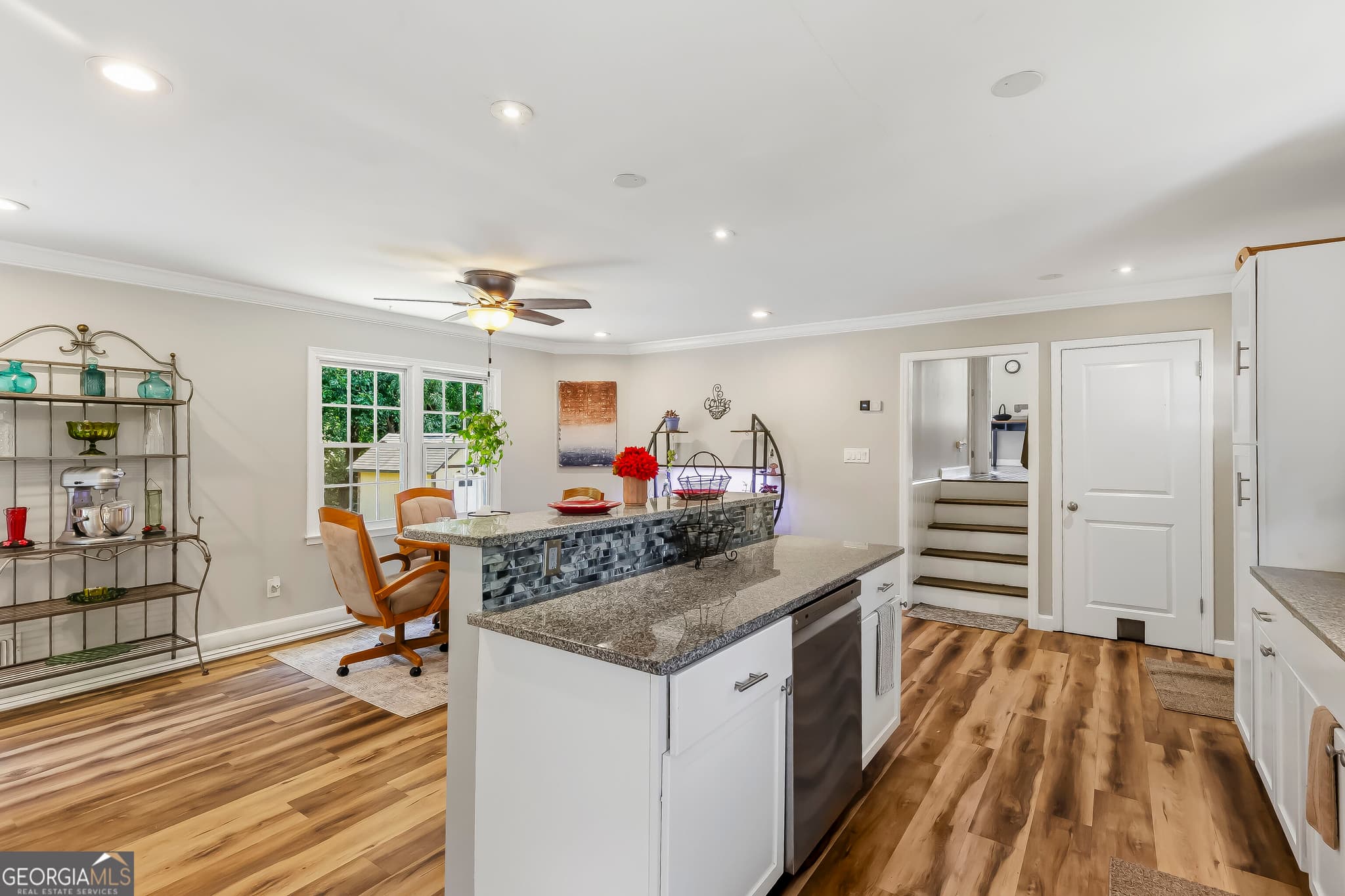3 bedroom, 2.5 bathroom, 2,075 sq ft single family residence for sale at 3008 Carrie Drive, Kennesaw, GA 30144 — photo 10