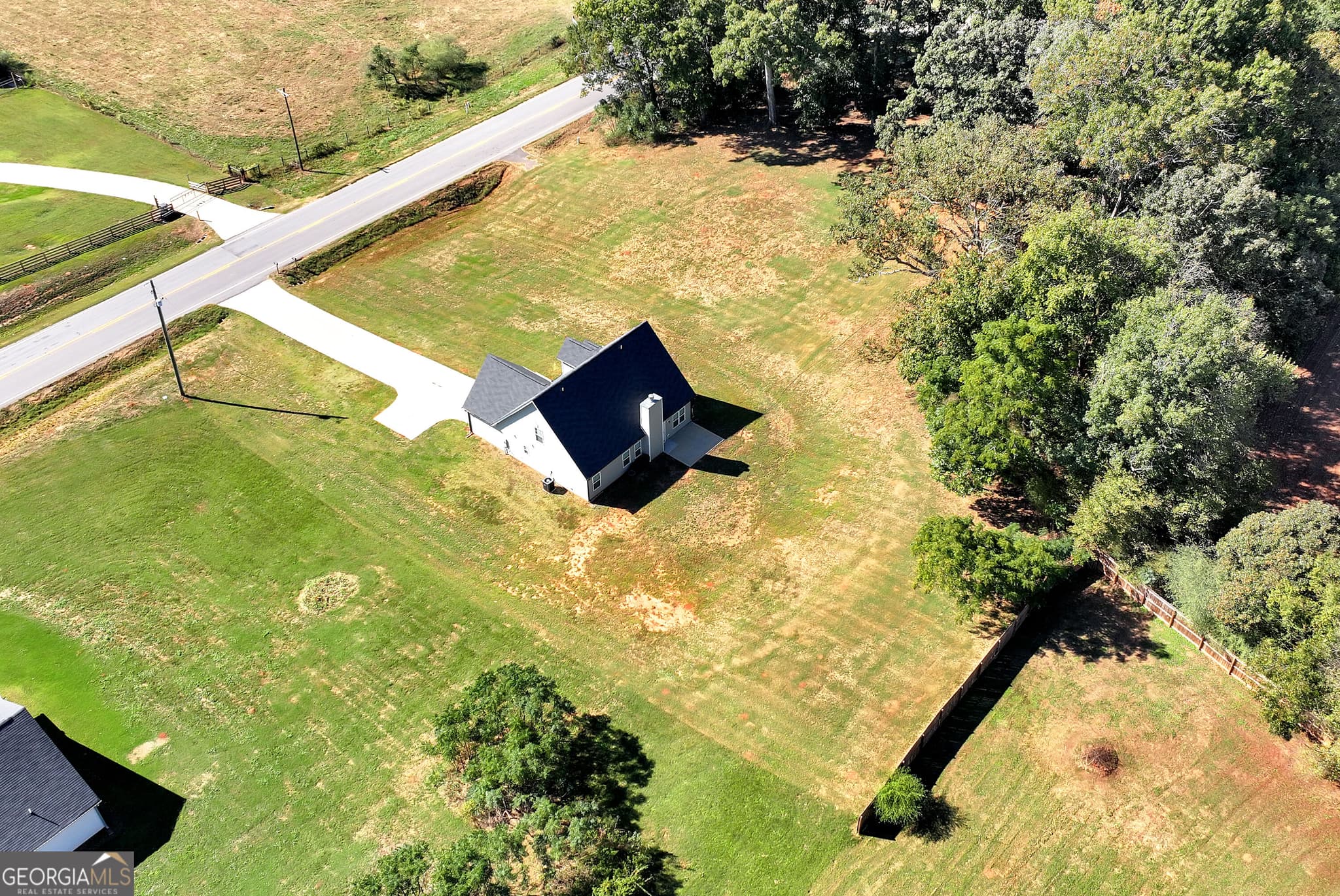 3 bedroom, 2.5 bathroom, 1,727 sq ft single family residence for sale at 5172 Sandy Cross Road 11, Carnesville, GA 30521 — photo 9