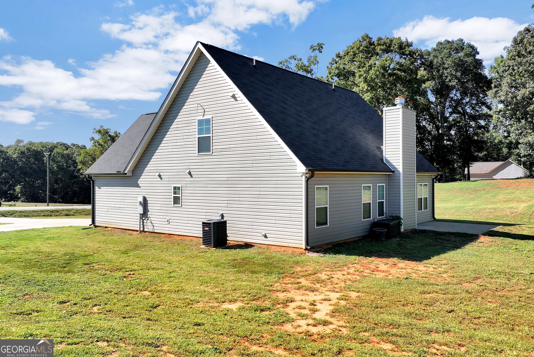 3 bedroom, 2.5 bathroom, 1,727 sq ft single family residence for sale at 5172 Sandy Cross Road 11, Carnesville, GA 30521 — photo 8