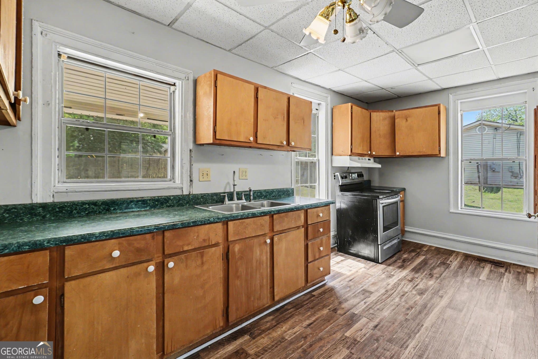 2 bedroom, 1 bathroom, 896 sq ft single family residence for sale at 56 North Street, Newnan, GA 30263 — photo 7
